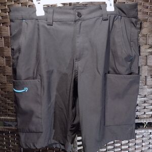 Amazon Black Uniform Shorts Men's L